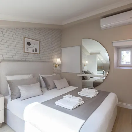 Flh Campo Ourique Chic Mezzanine * Lisbon